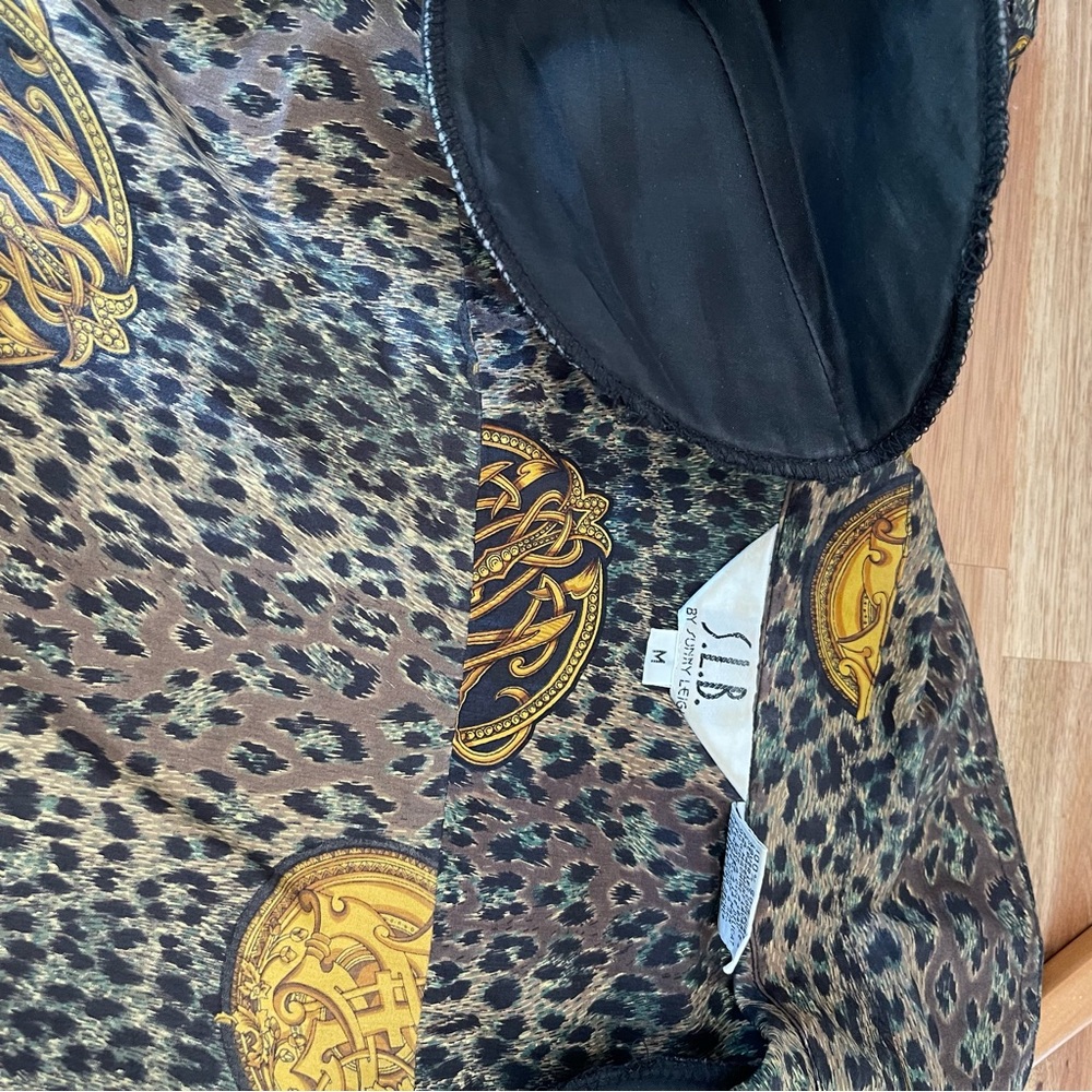 Sunny Leigh Vintage Baroque Animal Print 100% Silk Button  Blouse Sz Med - Picture 8 of 10
